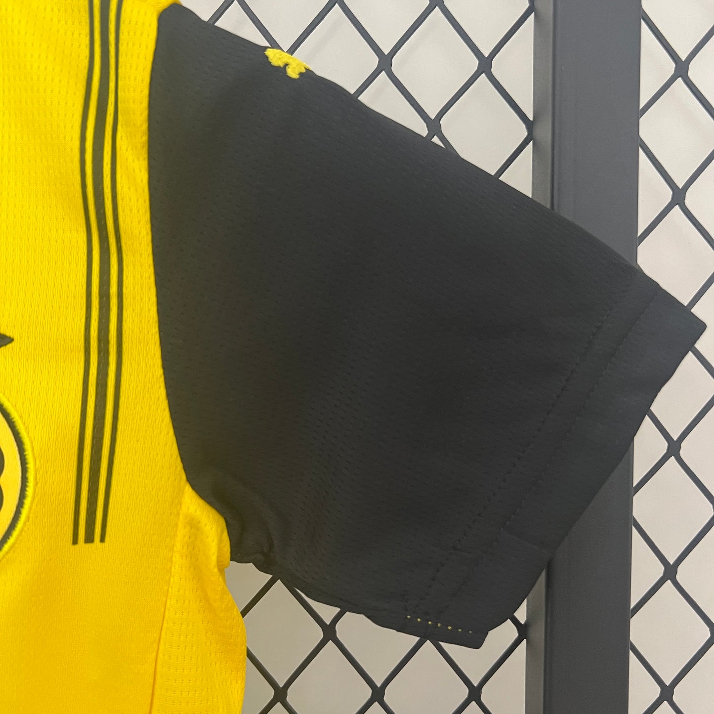 Maillot Domicile Enfant Borussia Dortmund 2024/2025 Taille : 16-28