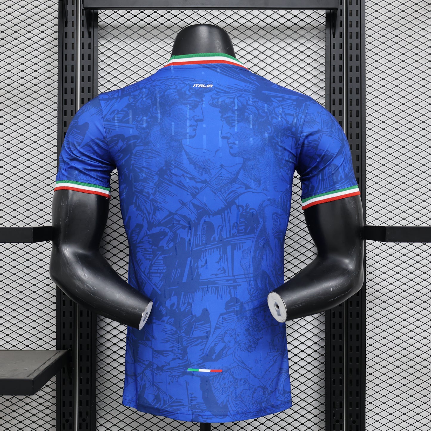 Maillot Spécial Italie – Un hommage à la Squadra Azzurra !