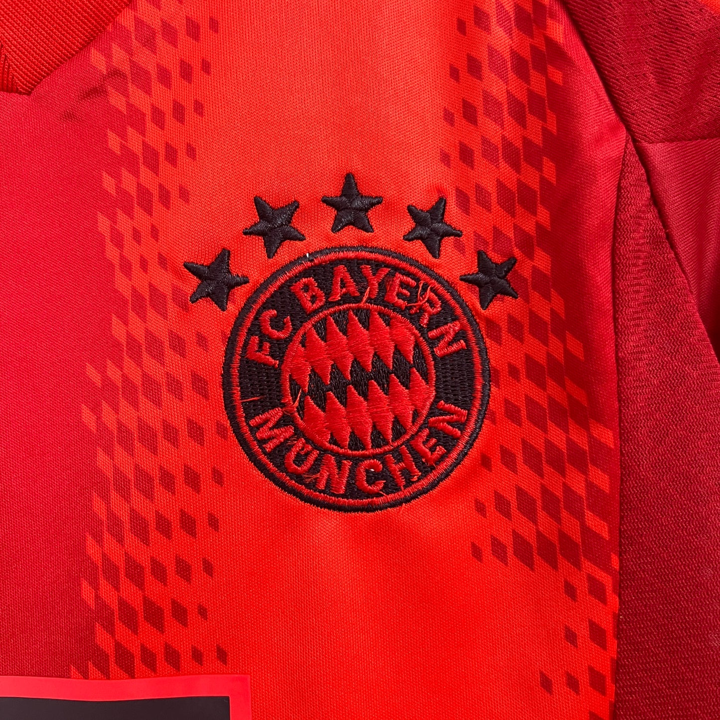 Maillot Domicile Enfant Bayern Munich 2024/2025 taille : 16-28